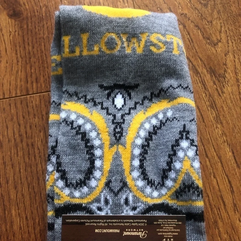 Yellowstone gray & yellow western print crew socks